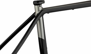 Salsa Cutthroat seat tube junction with the Salsa Cycles lip-lock seat collar and carbon seatstays.