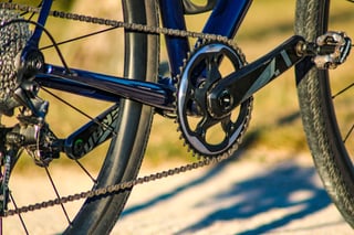 Navy Wish One SUB drivetrain with a SRAM Force 1x chainring, crank and Shimano SPD pedal.