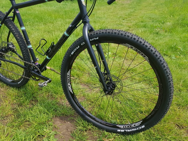 Halo Vapour front wheel with a Schwalbe tyre and disc brake on the Light Blue Darwin One By MT.