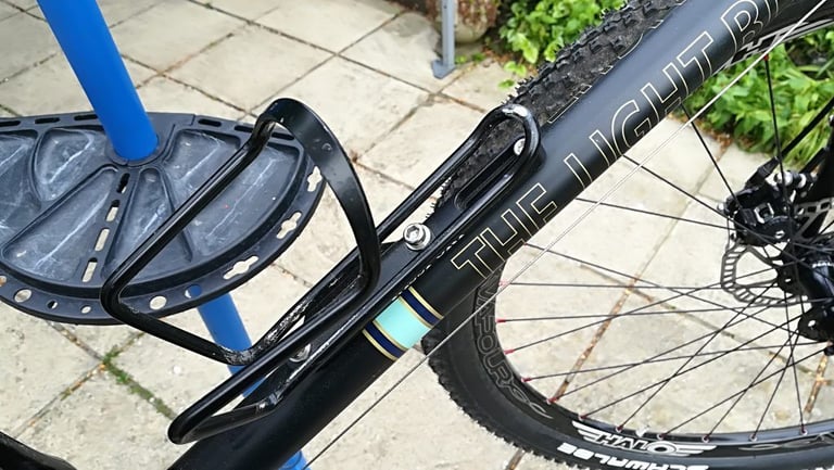 Bottle cage fitted to the Cage Mover on the Darwin's down tube, which gives up to 30mm of adjustment.