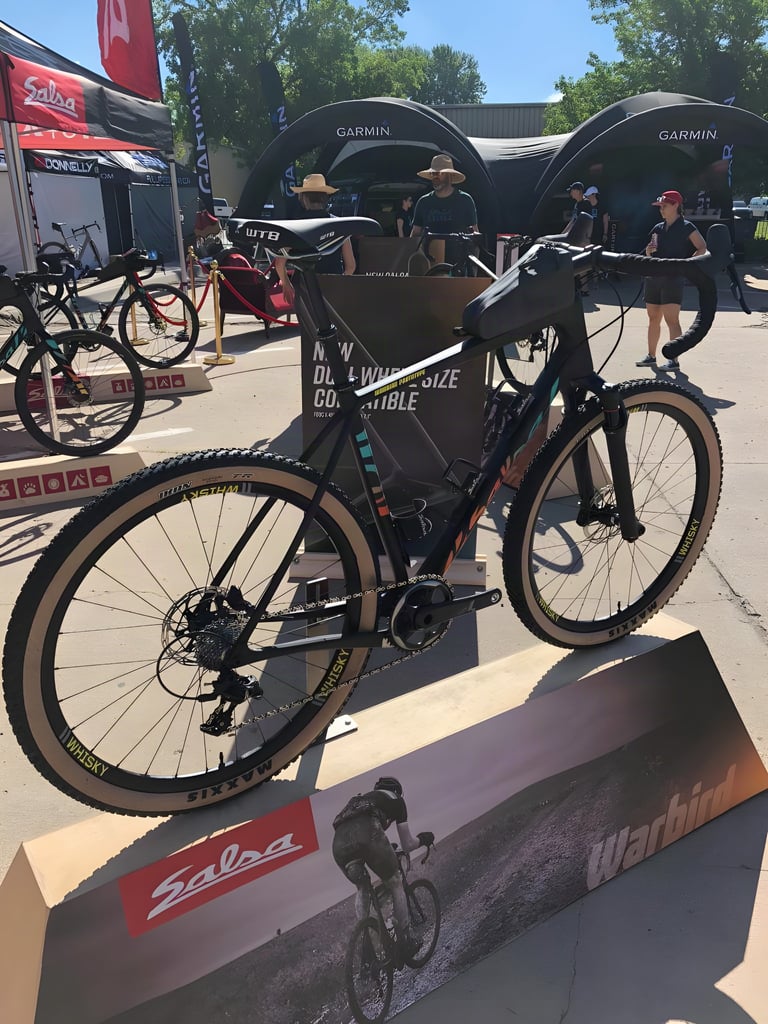 Salsa Warbird V4 prototype on 650b Maxxis tyres with a suspension fork, on display at the Dirty Kanza expo.