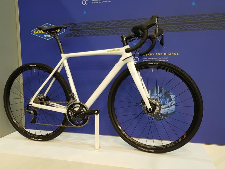 White Allied Cycleworks Alfa Allroad with Shimano Ultegra on the Goodyear stand at Eurobike 2018.