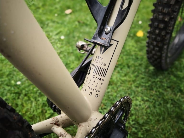 Bombtrack Cale down tube decal reading Cale, Medium, CrMo double butted heat treated 4130.