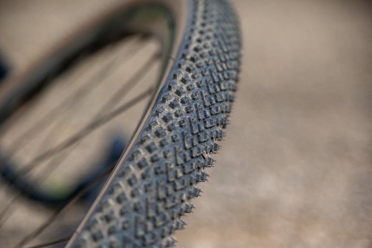Halo GXC gravel tyre, the most aggressive of the range, with widely spaced square knobs along the shoulder.
