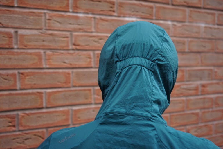 Back of the Velocio jacket hood, with the elastic strip that cinches it around a helmet.
