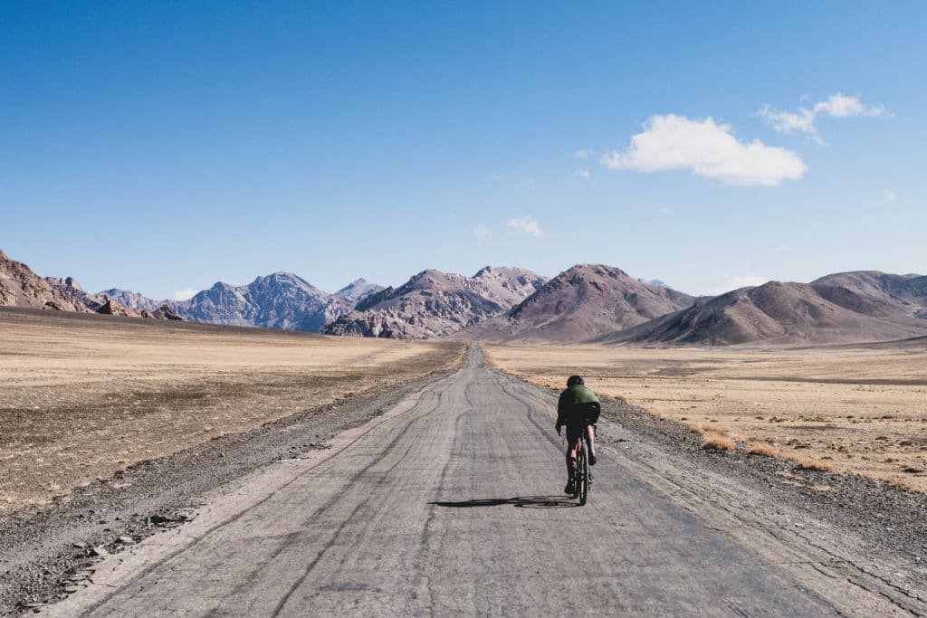 Riding the empty highway - The Service Course