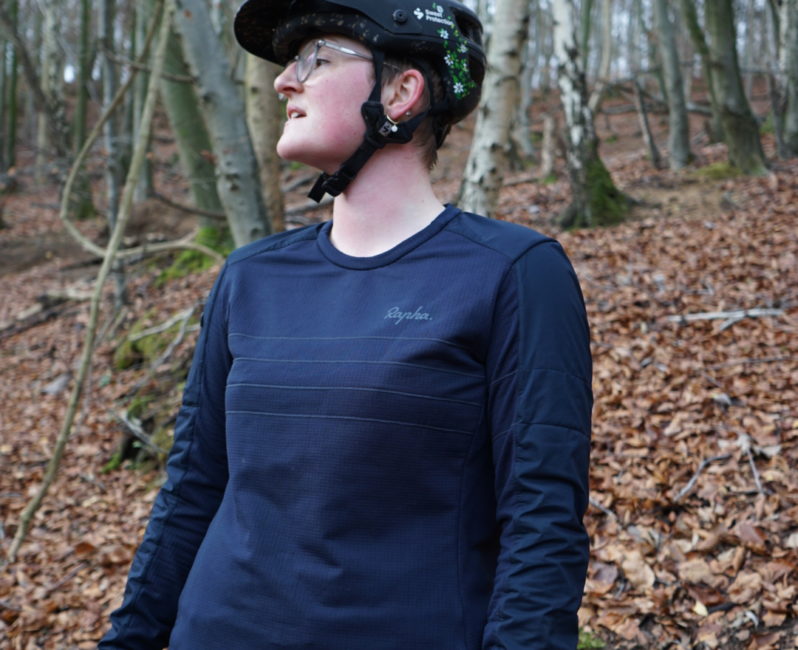 Rapha Explore Long Sleeve Pullover review – ADVNTR.cc