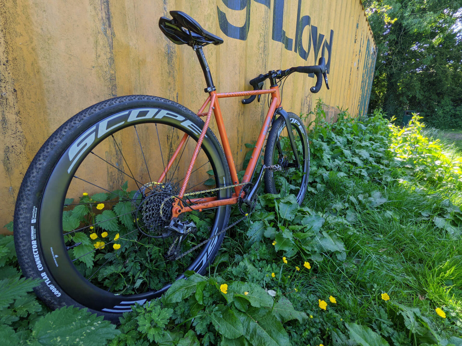 Fairlight Secan with Scope R4A wheels